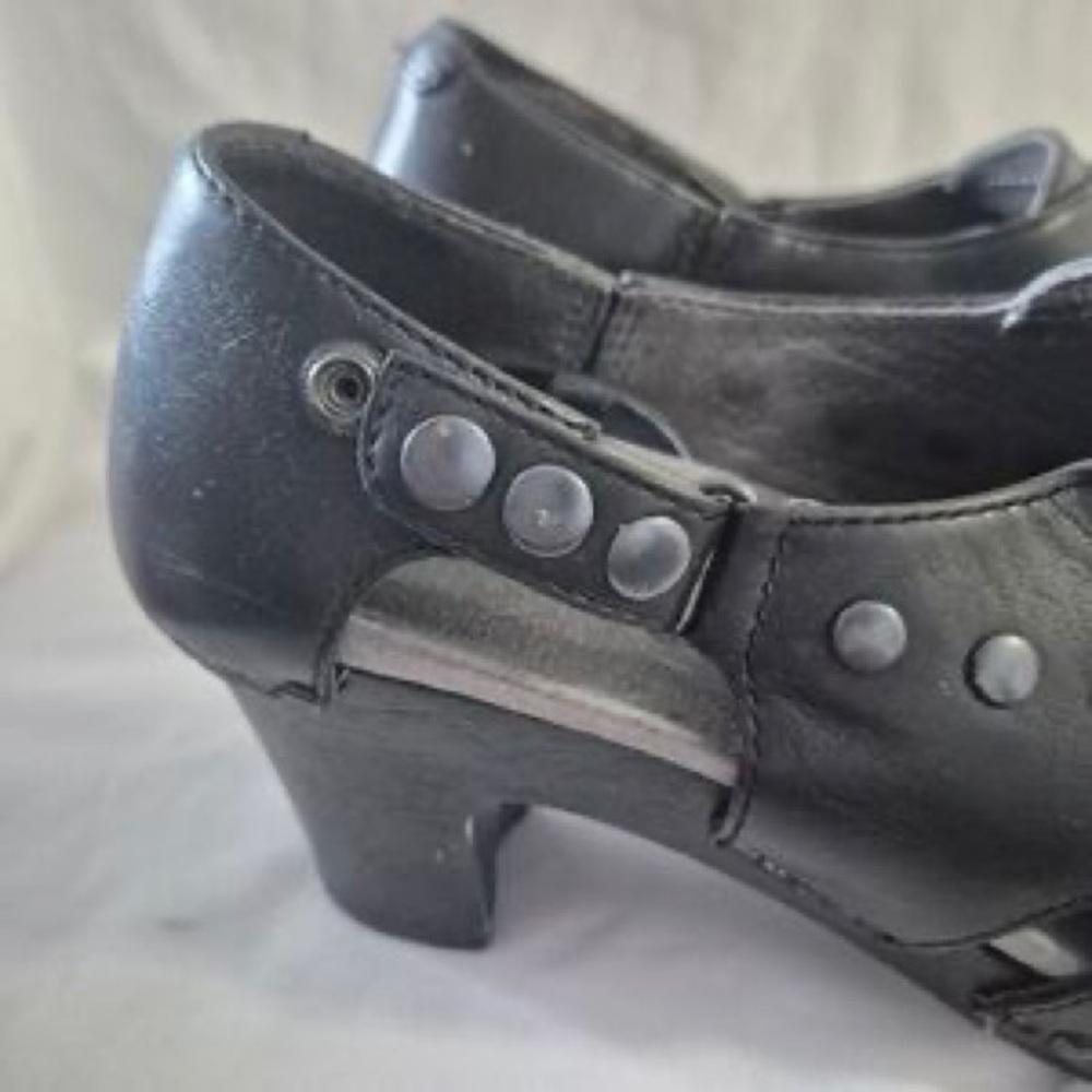 Women’s Black Studded Leather Clog Heels - Picture 2 of 6